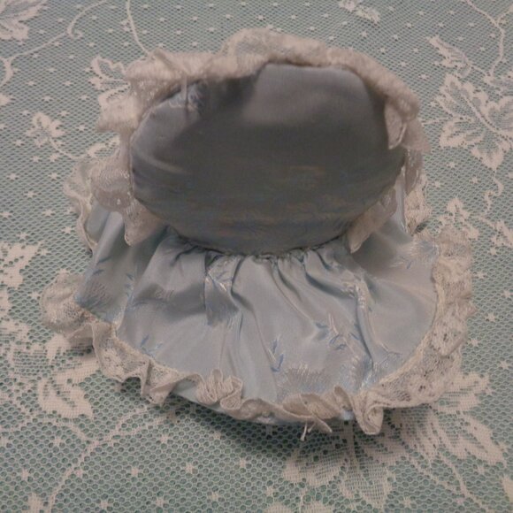 VINTAGE GLASS BUTTERFUL DISH & BLUE SATIN PIN CUSHIN - Picture 8 of 16